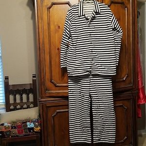 Prisoner costume